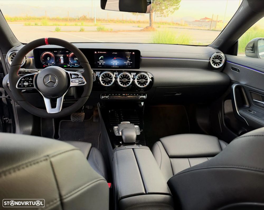 Mercedes-Benz CLA 250 e 8G-DCT AMG Line - 12