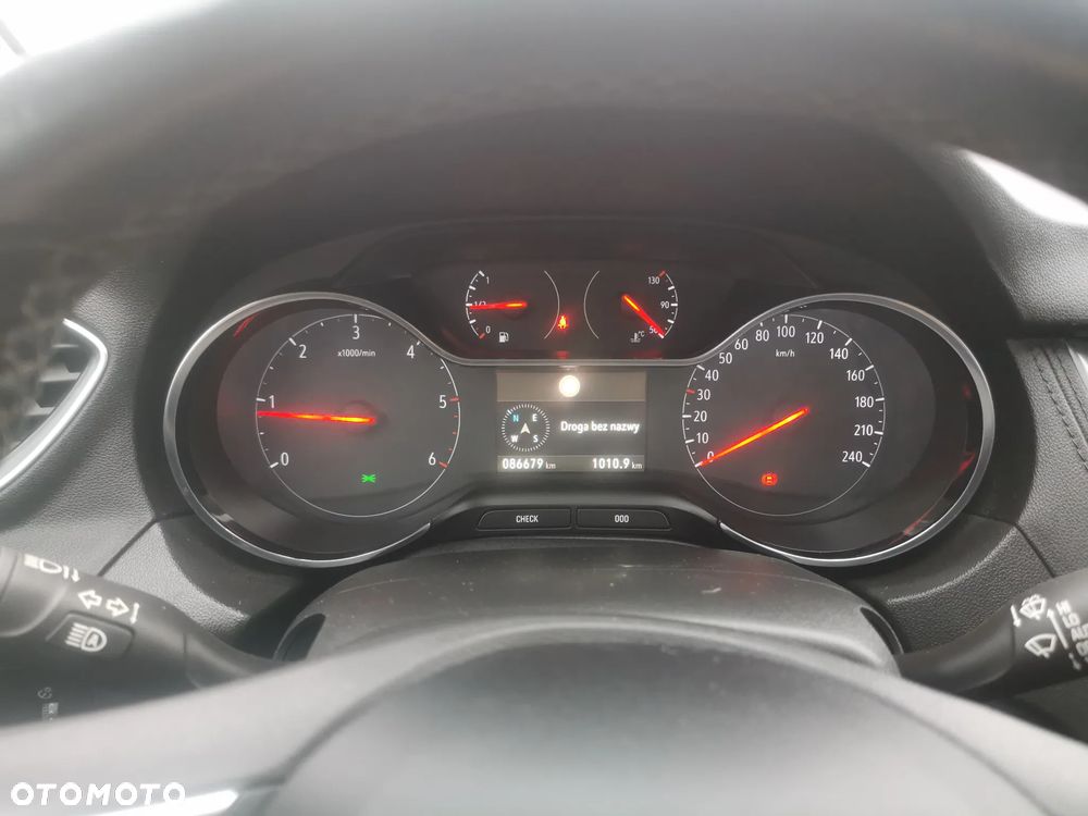 Opel Grandland X 1.5 D Start/Stop INNOVATION - 3