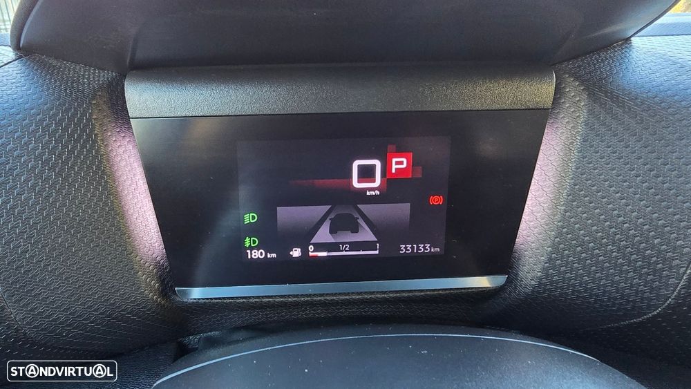 Citroën C4 1.2 PureTech Plus EAT8 - 19