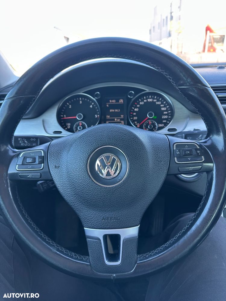 Volkswagen Passat 2.0 TDI BlueMotion Tehnology DSG Highline - 6