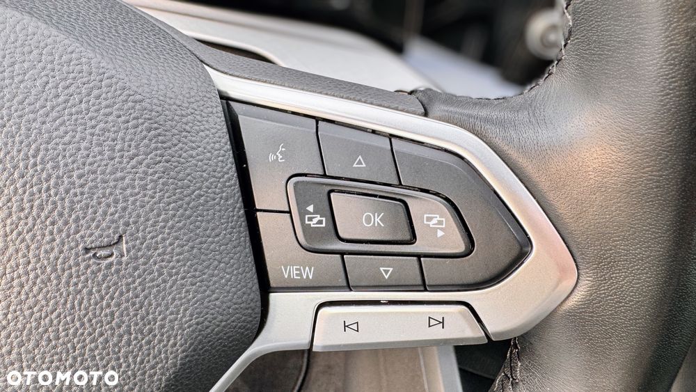 Volkswagen Golf 2.0 TDI Life - 14