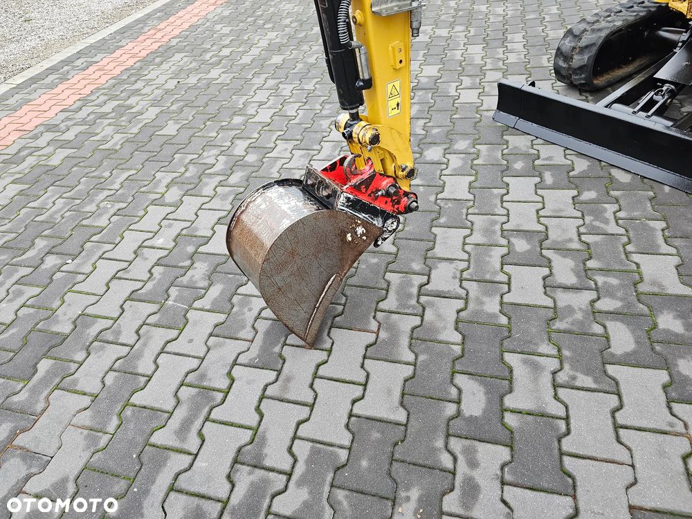 Caterpillar 301.8 05A - 11