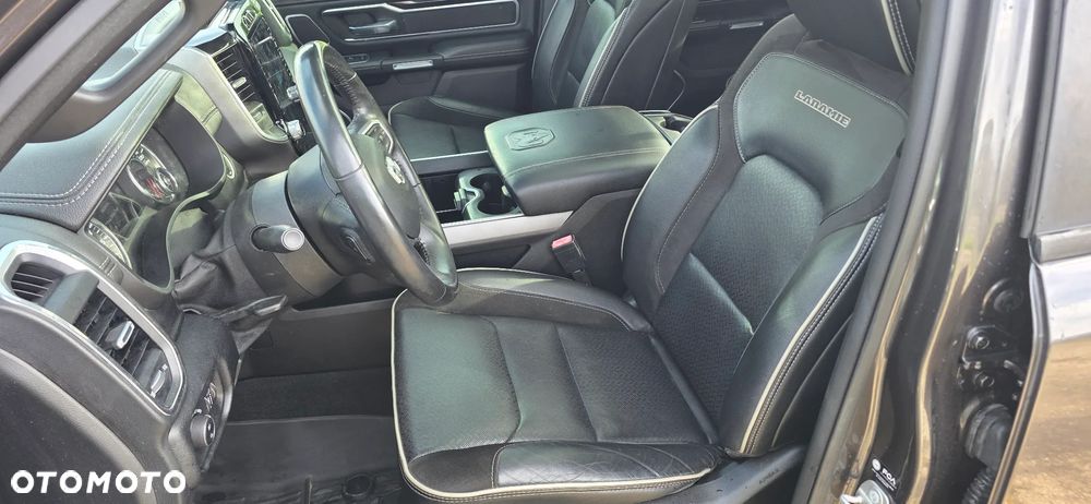 Dodge RAM 5.7 4x4 - 14