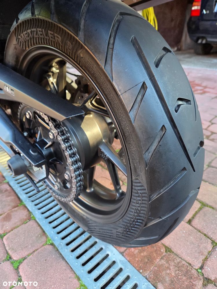 Triumph Tiger - 12