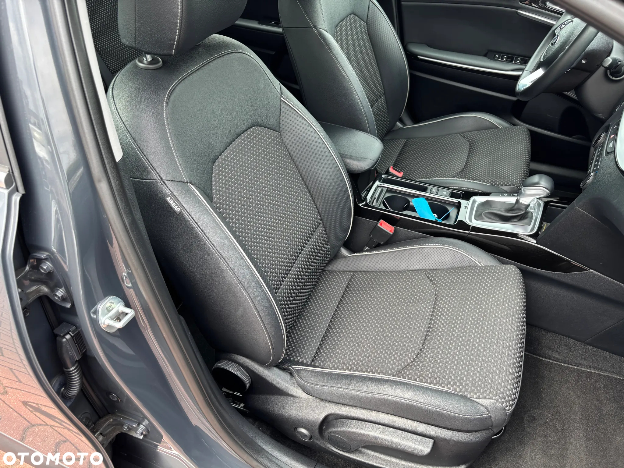 Kia Ceed SW 1.4 T-GDI DCT OPF GT Line - 14