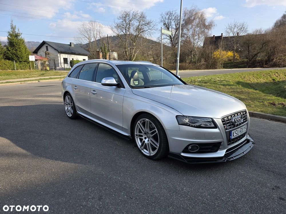 Audi S4 Limousine - 1
