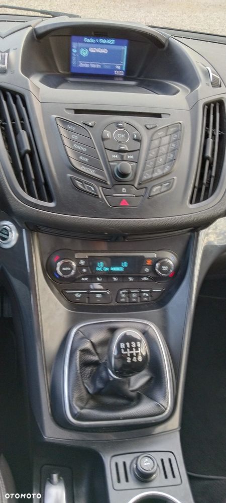 Ford Kuga 1.6 EcoBoost 2x4 Titanium - 19