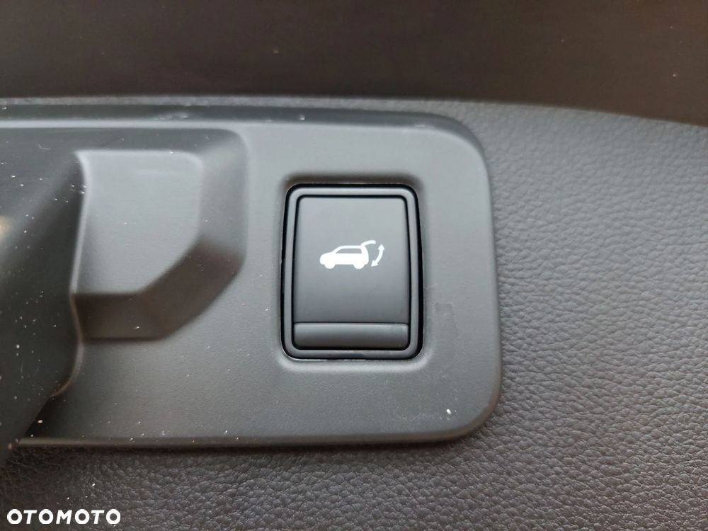 Mitsubishi Grandis - 12