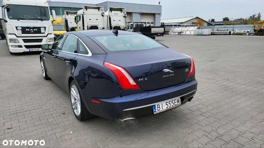 Jaguar XJ 3.0 T AWD Portfolio - 3