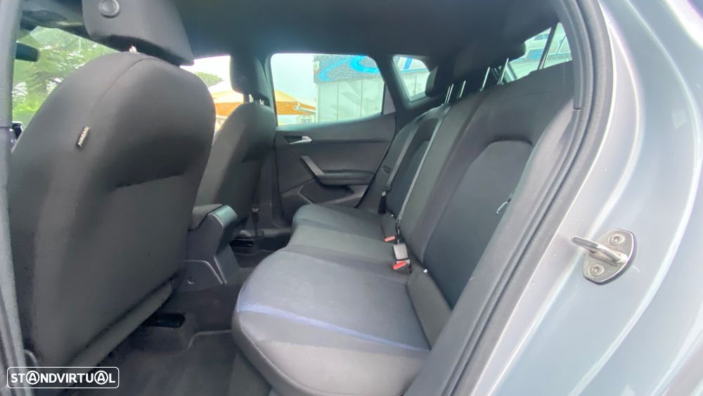 SEAT Arona 1.0 TSI FR - 25