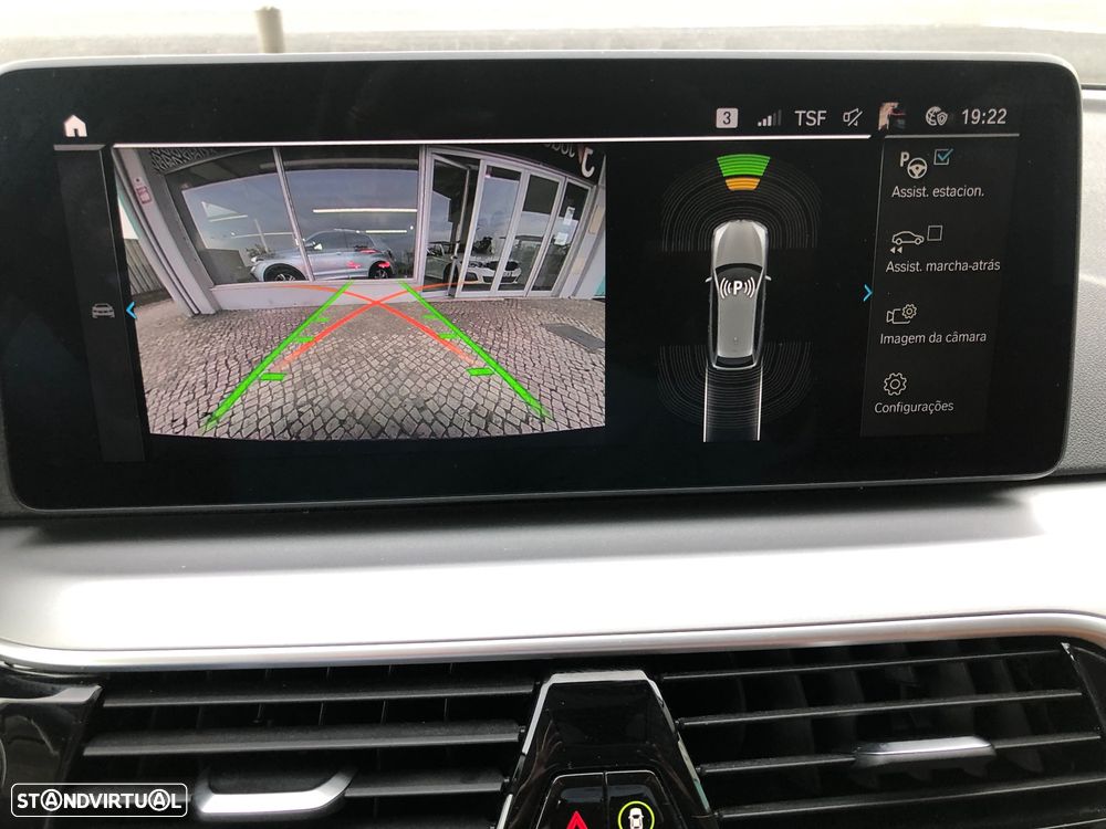 BMW 530 e Line Luxury - 24