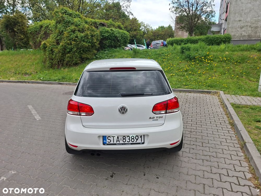 Volkswagen Golf 2.0 TDI DPF Comfortline - 18