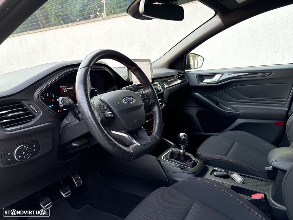 Ford Focus 1.0 EcoBoost MHEV ST-Line - 10