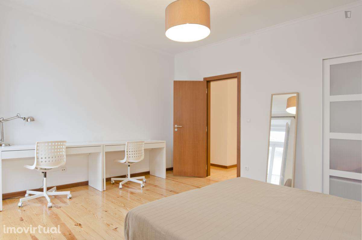 Quarto - localizado em Entrecampos Lisbon - Grande imagem: 3/20