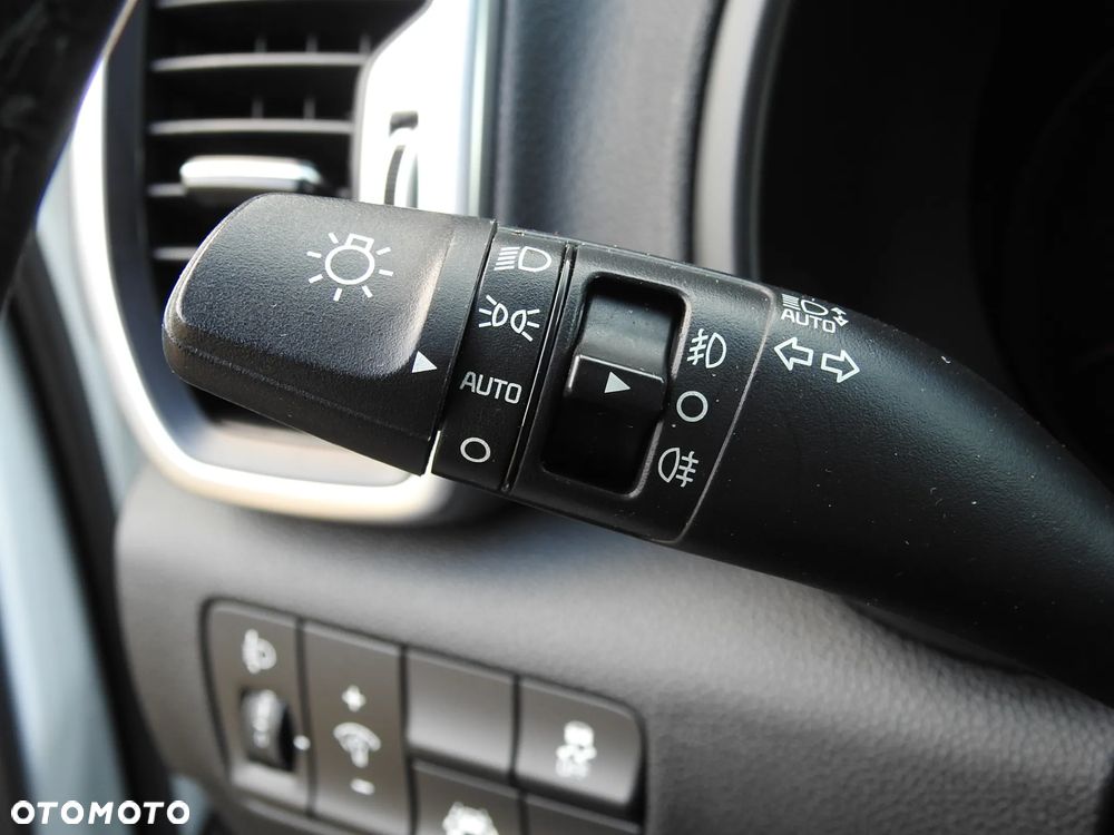 Kia Sportage 1.7 CRDI 2WD ISG Dream-Team Edition - 20