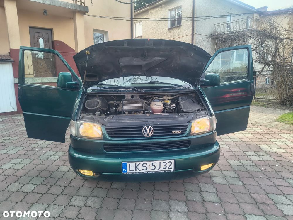 Volkswagen Transporter - 30