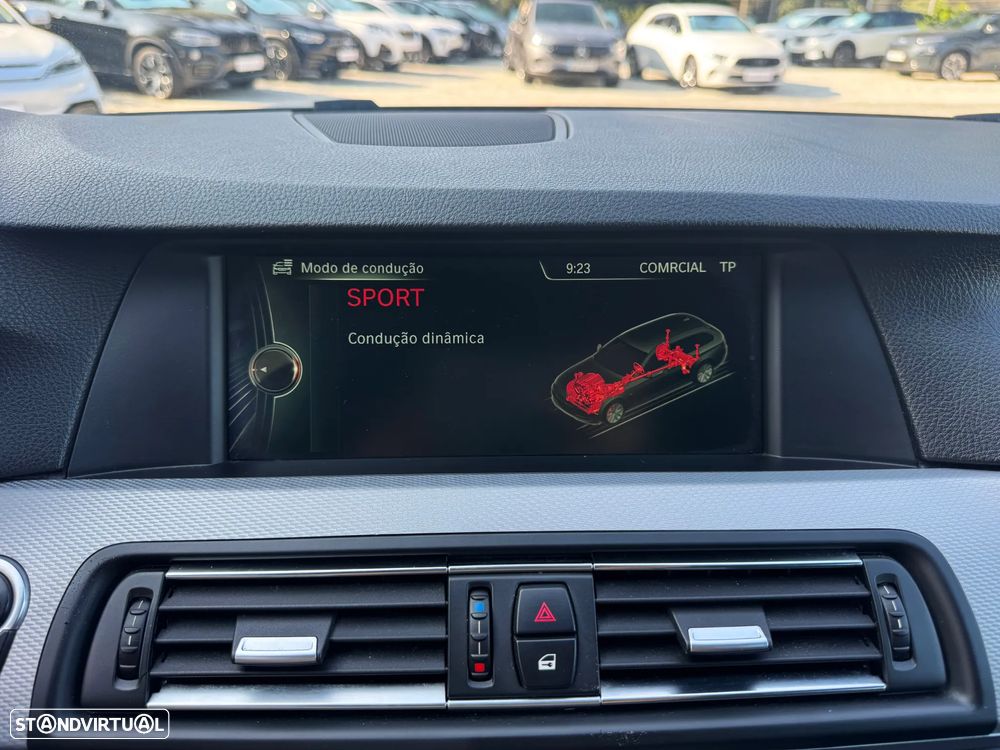 BMW 535 d Pack M Auto - 28