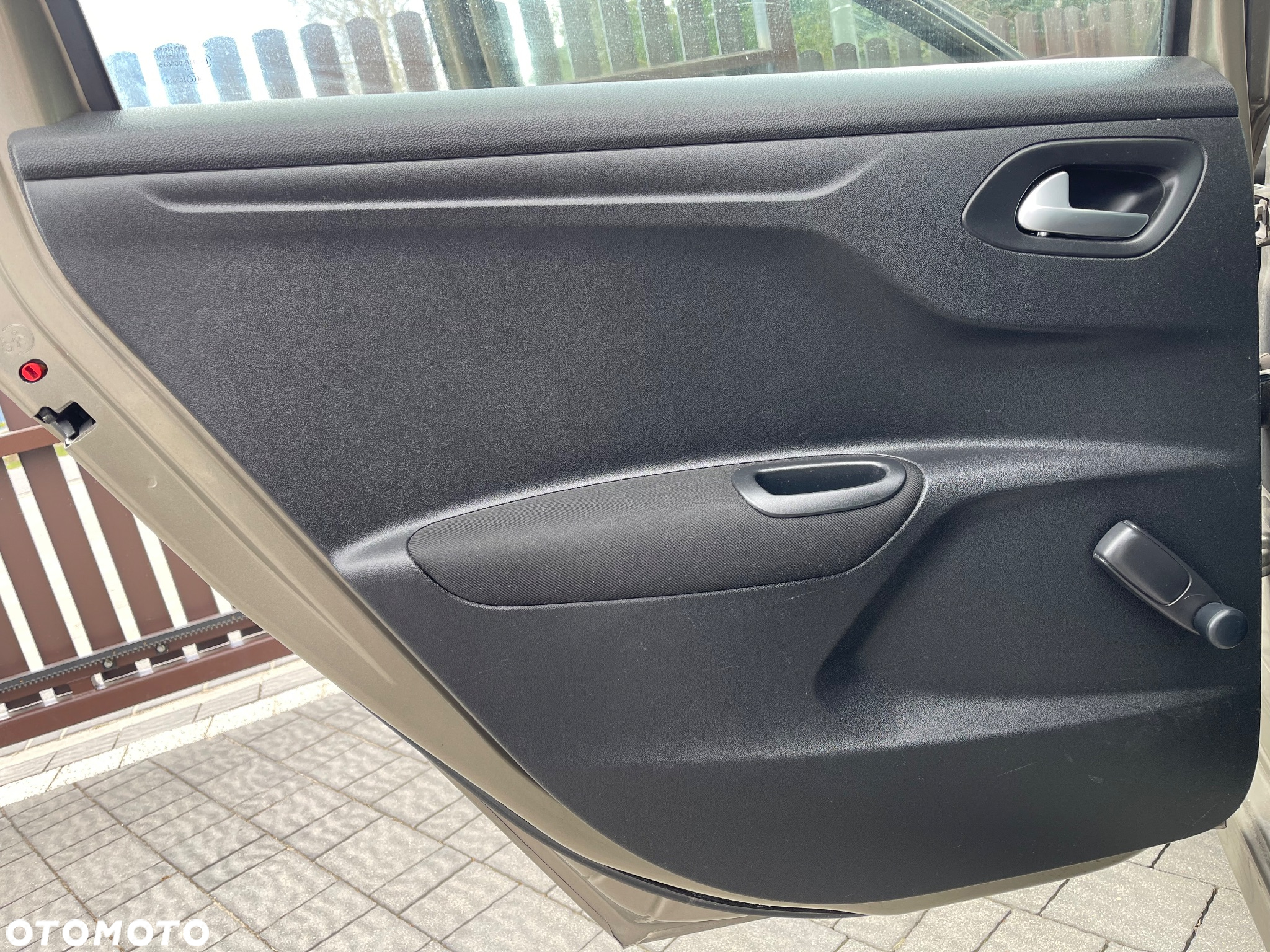 Peugeot 301 1.2 VTi/Pure Tech Allure - 32