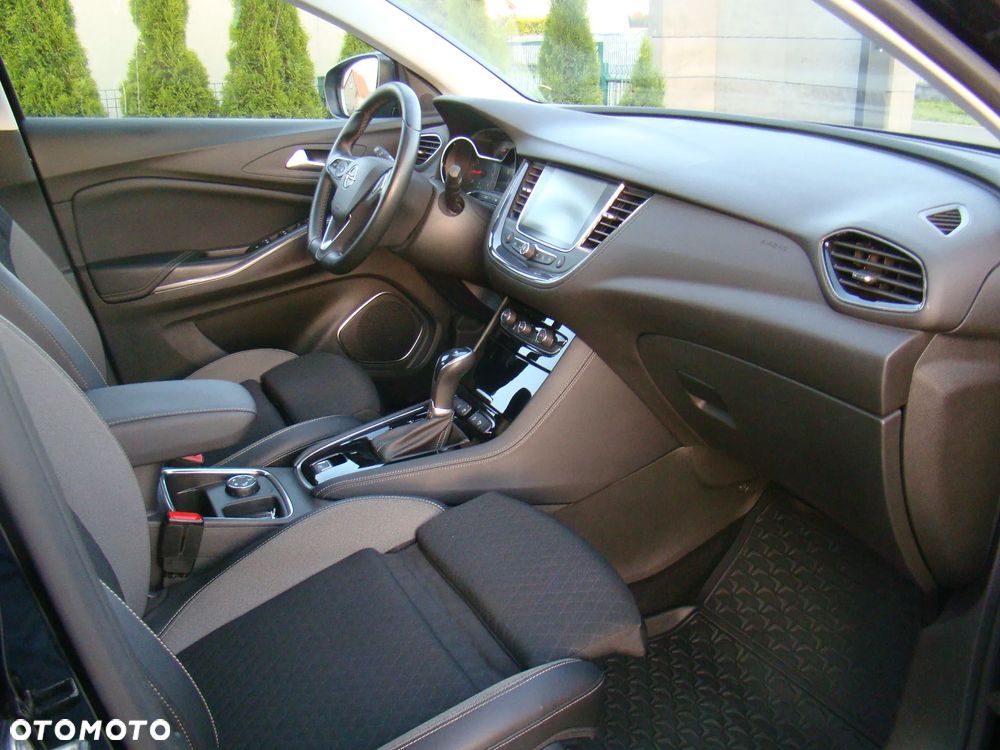 Opel Grandland X - 34