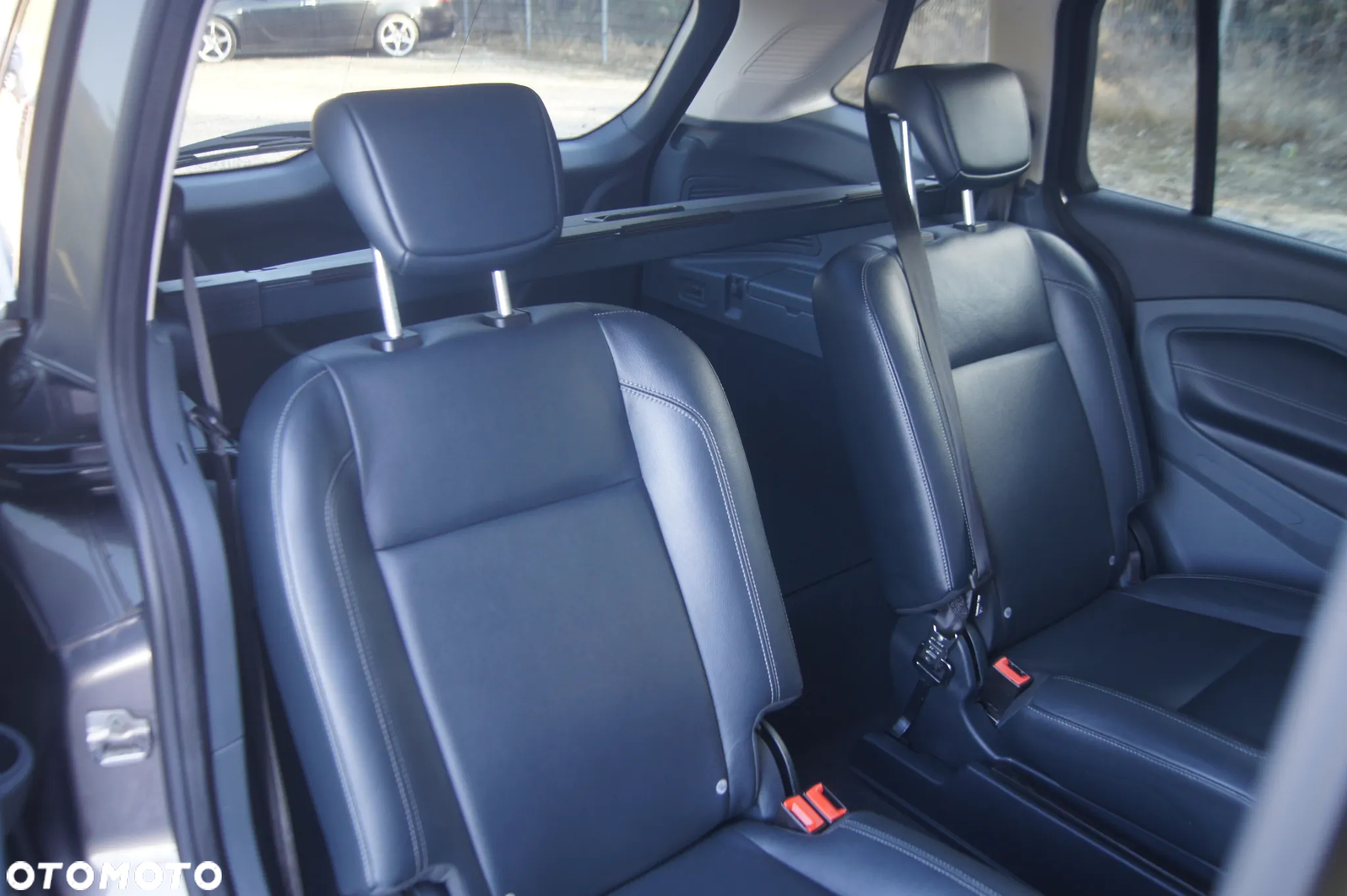 Ford Grand C-MAX 1.6 TDCi Titanium - 23