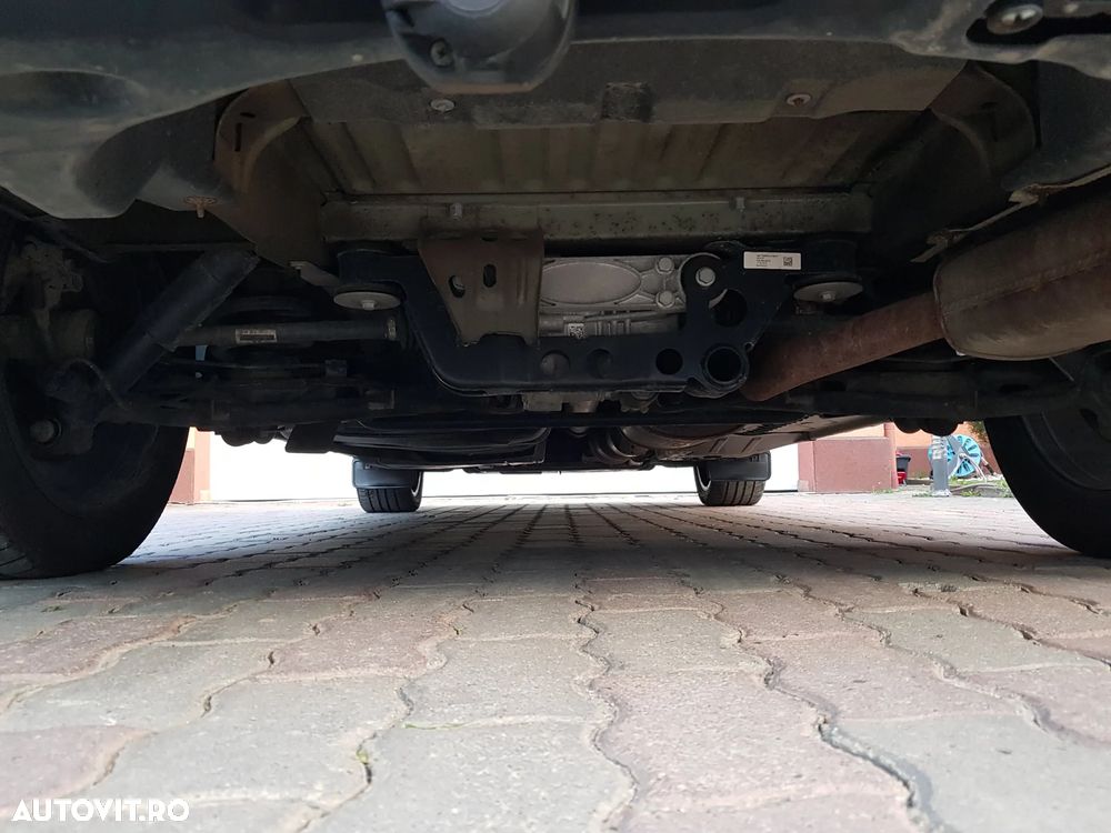 Volkswagen Multivan - 20