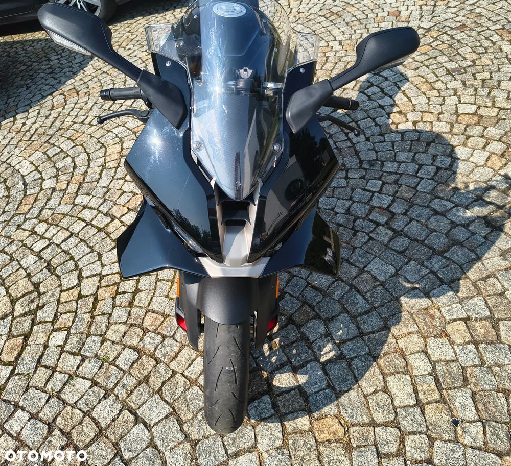 BMW S - 2