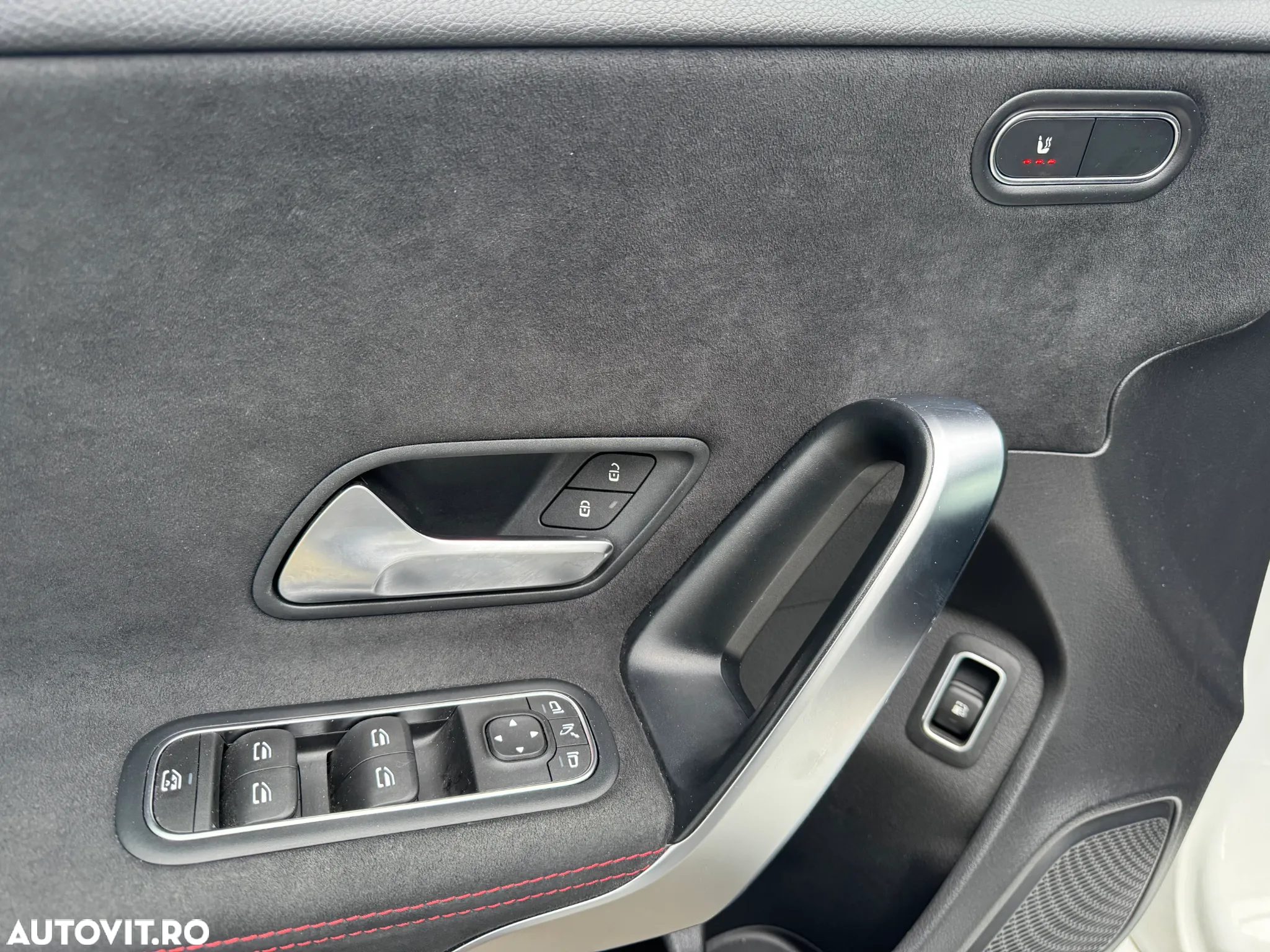 Mercedes-Benz A 250 e 8G-DCT Edition AMG Line - 24