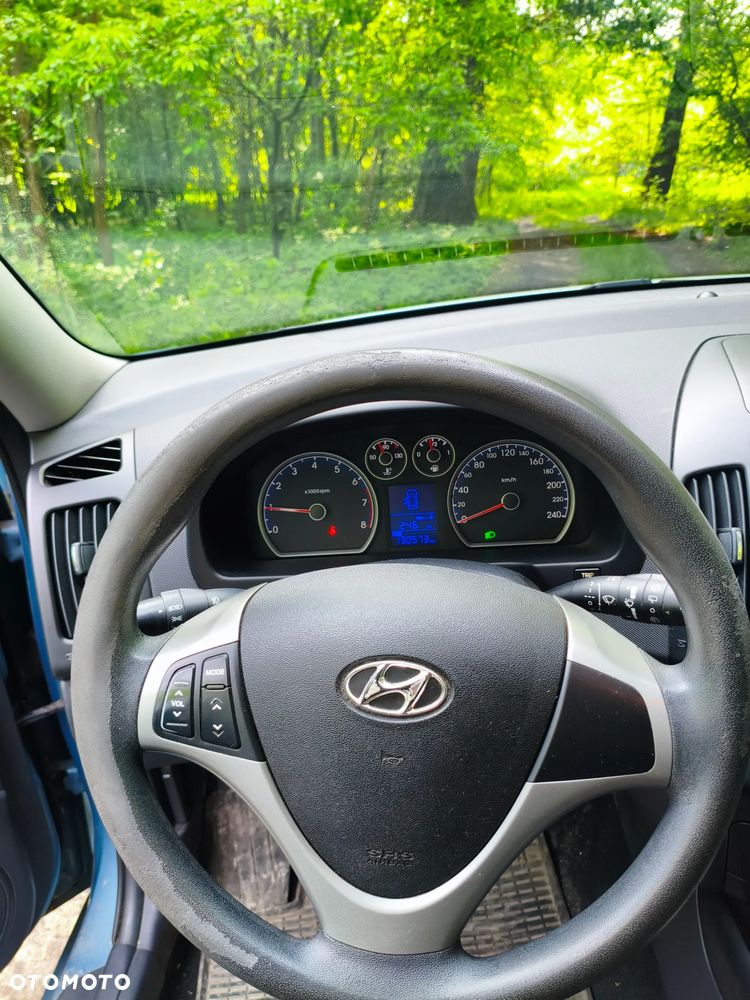 Hyundai i30 1.6 Comfort - 7