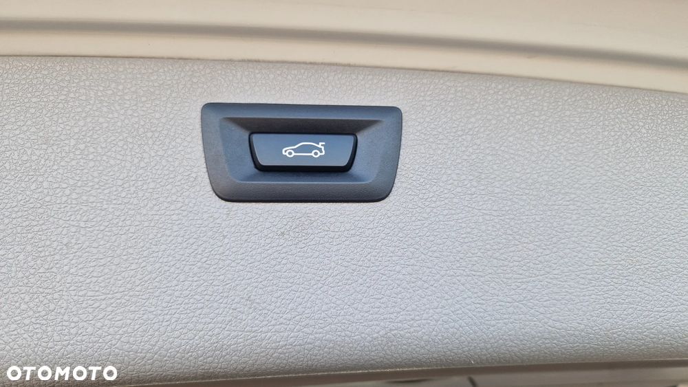 BMW Seria 3 320d Blue Performance Modern Line - 16