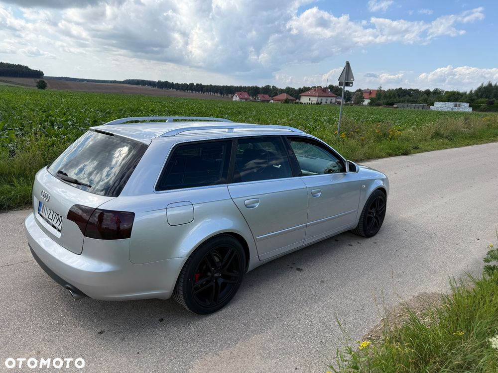Audi A4 Avant - 4