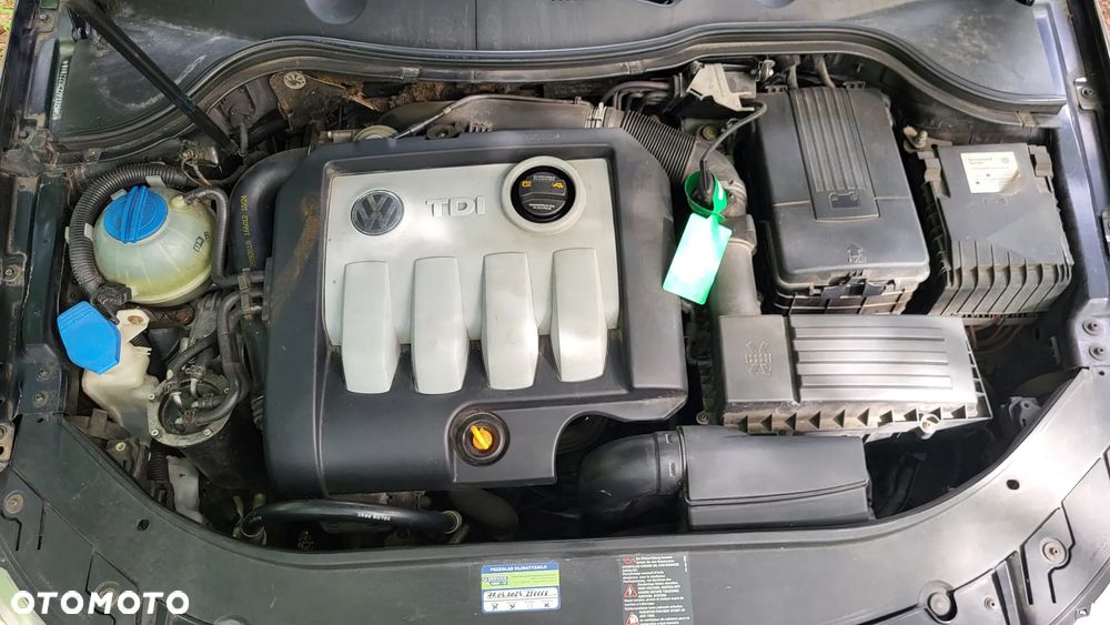 Volkswagen Passat 1.9 TDI Comfortline - 11