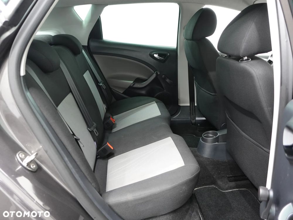 Seat Ibiza 1.4 16V Style - 25