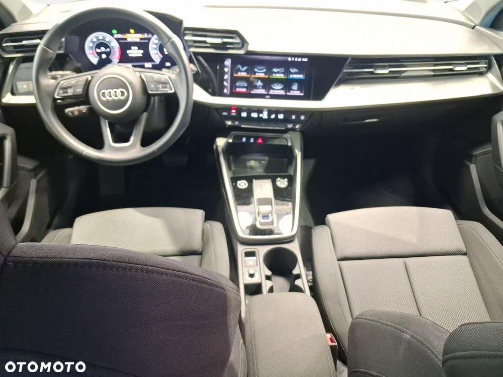 Audi A3 Sportback - 12