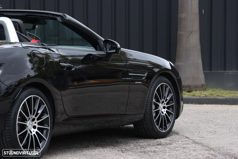 Mercedes-Benz SLC 43 AMG - 21