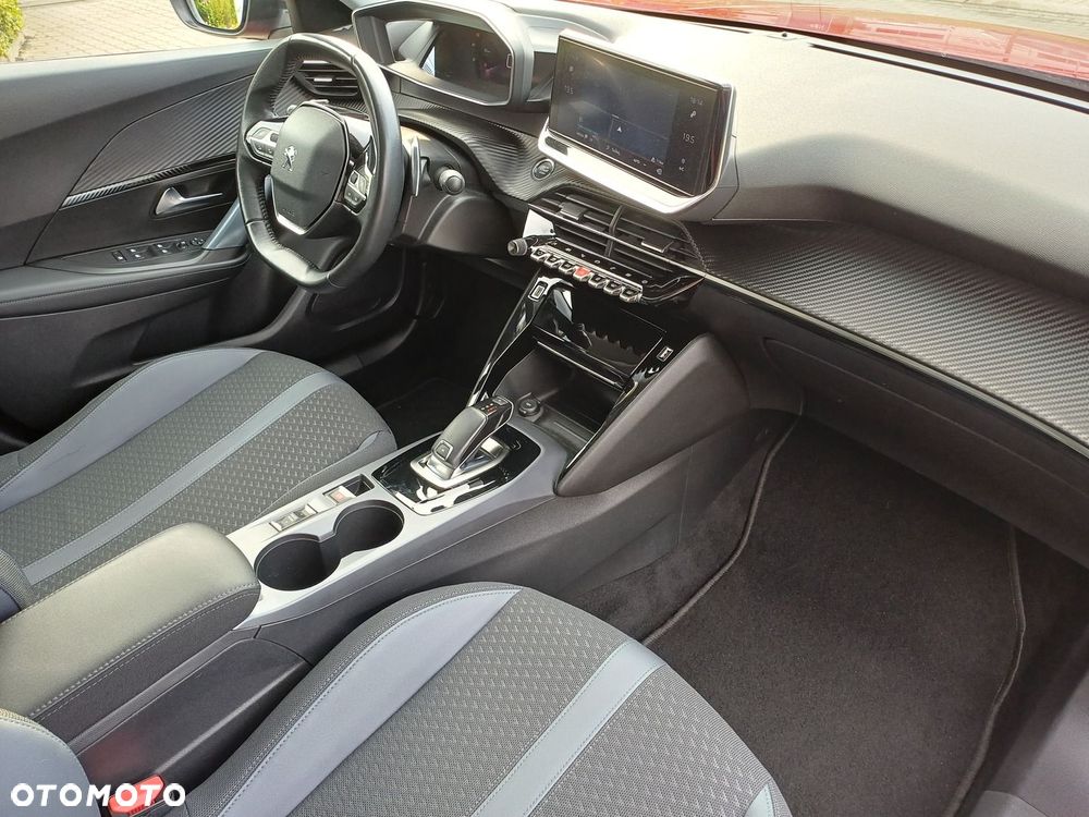 Peugeot 2008 - 14
