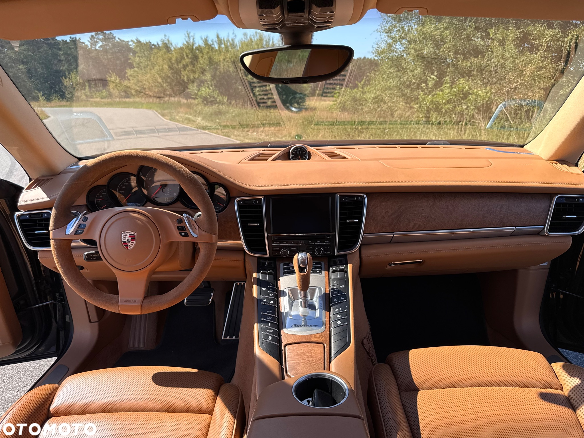 Porsche Panamera 4S - 30