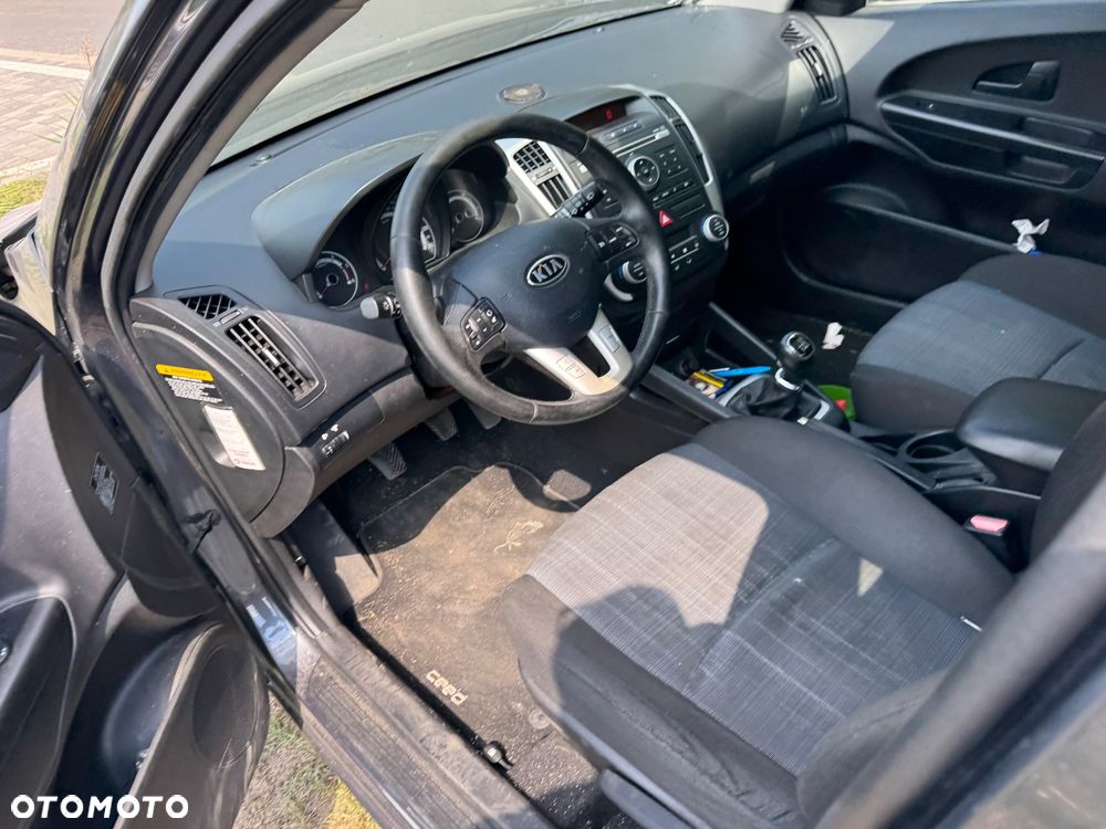 Kia Ceed 1.6 CRDi 90 Spirit - 8