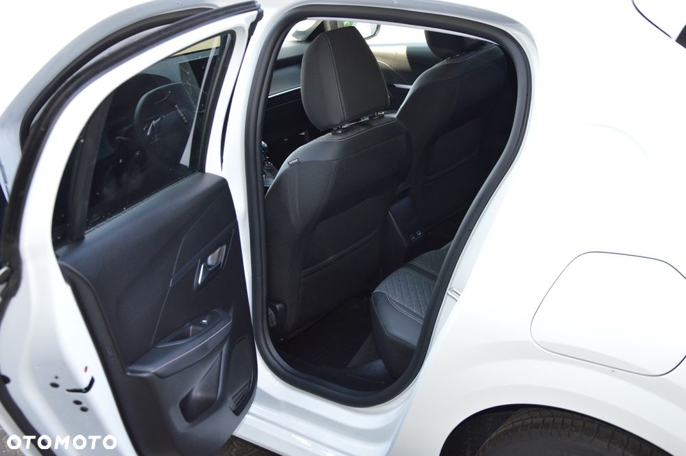 Peugeot 208 PureTech 100 Allure - 21