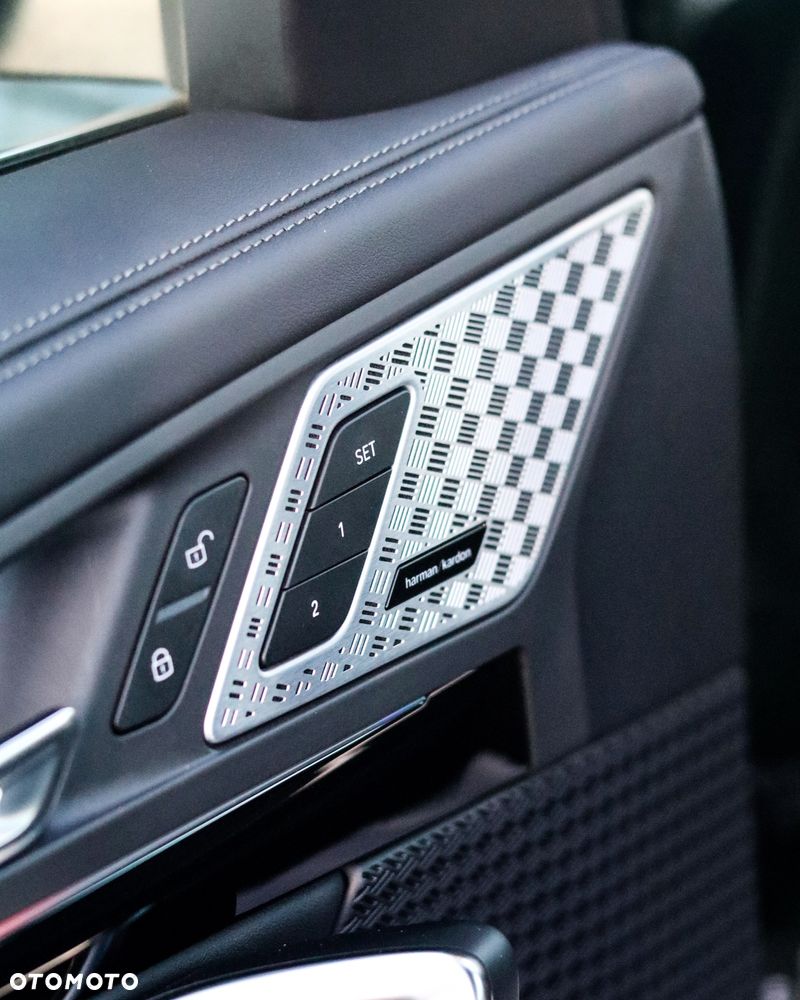 BMW X1 xDrive25e M Sportpaket - 17