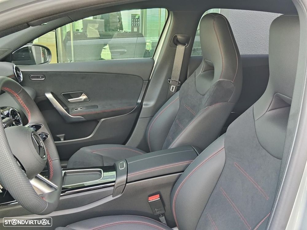 Mercedes-Benz A 250 - 10