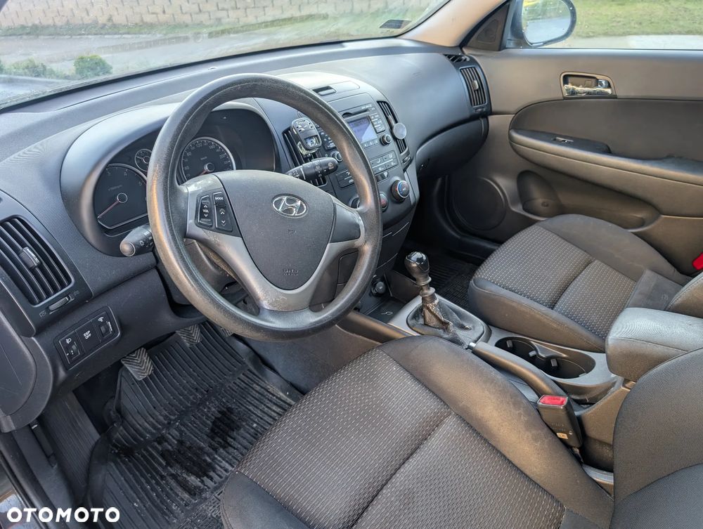 Hyundai i30 1.6 CRDI Classic - 6