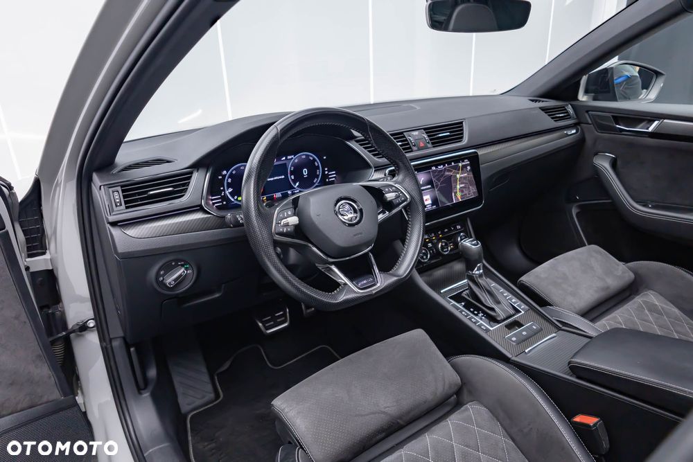 Skoda Superb 2.0 TDI 4x4 DSG Sportline - 24