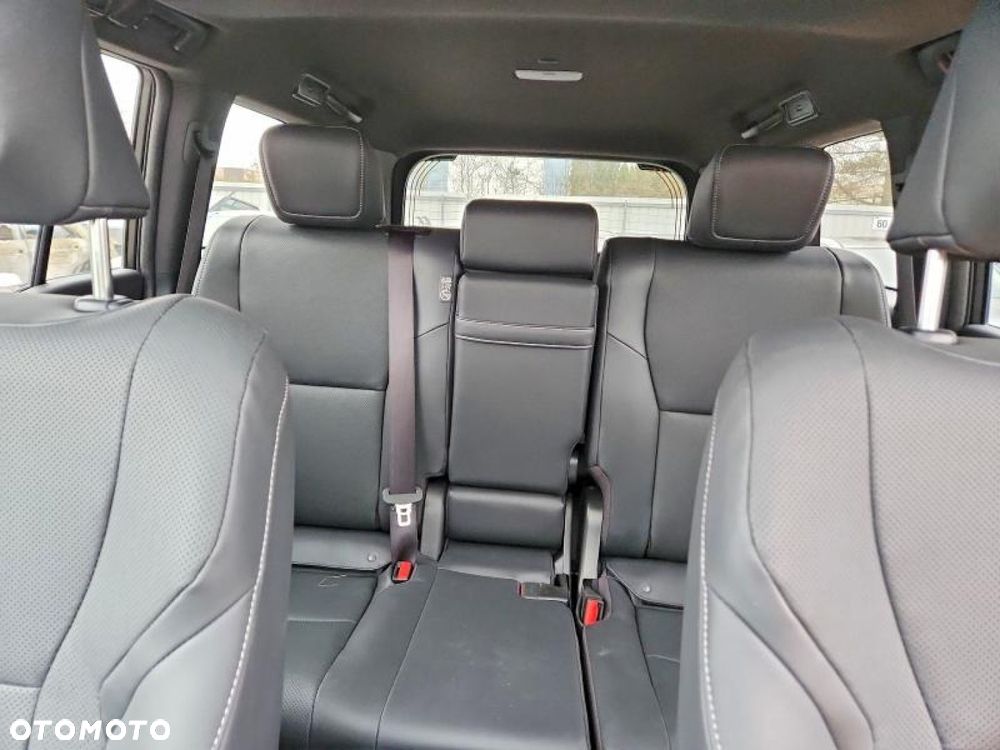Lexus GX - 12