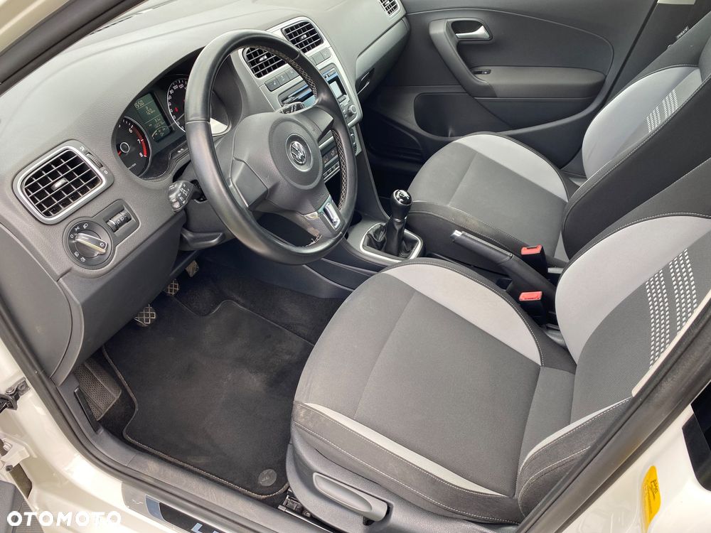 Volkswagen Polo - 14