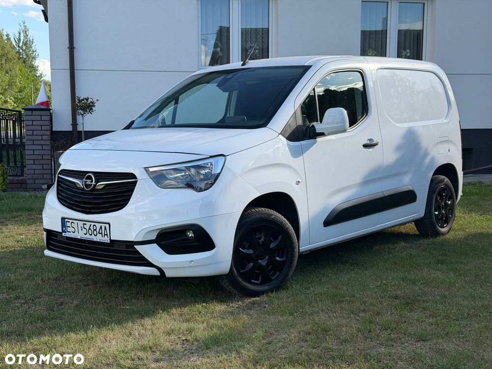 Opel Combo 1.5 CDTI Essentia S&S - 4