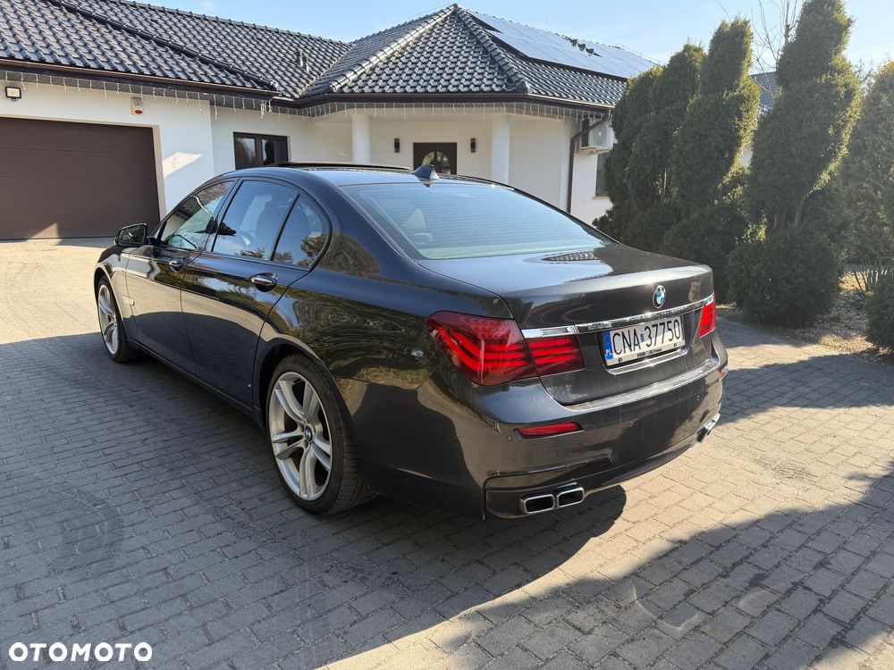 BMW Seria 7 750d xDrive - 22