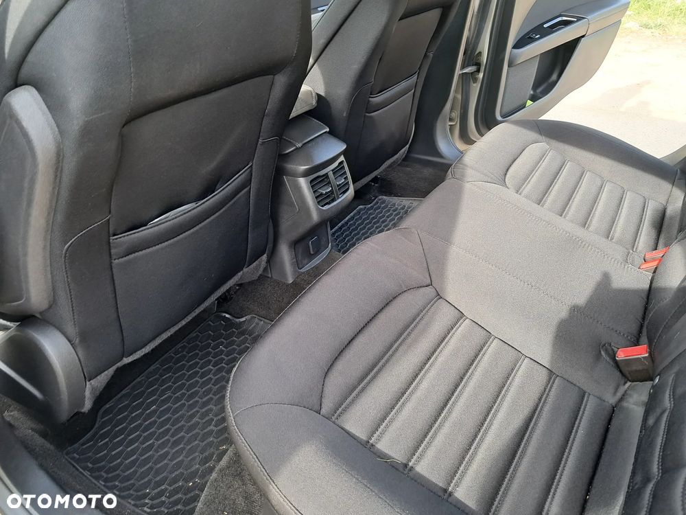Ford Mondeo - 13