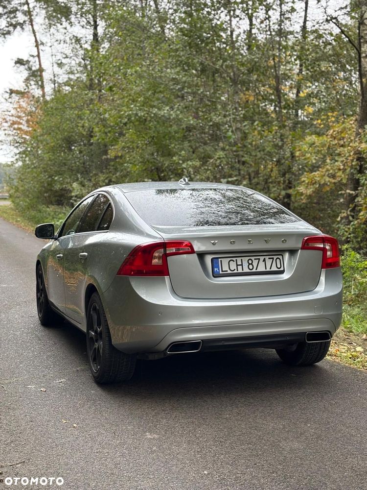 Volvo S60 D4 Drive-E Momentum - 6