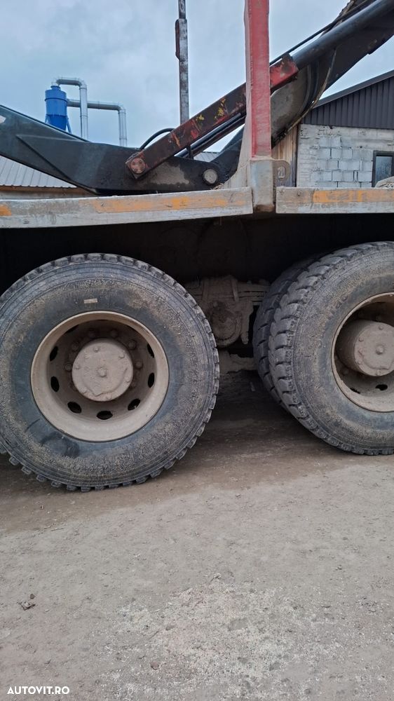 Iveco EuroTrakker - 8