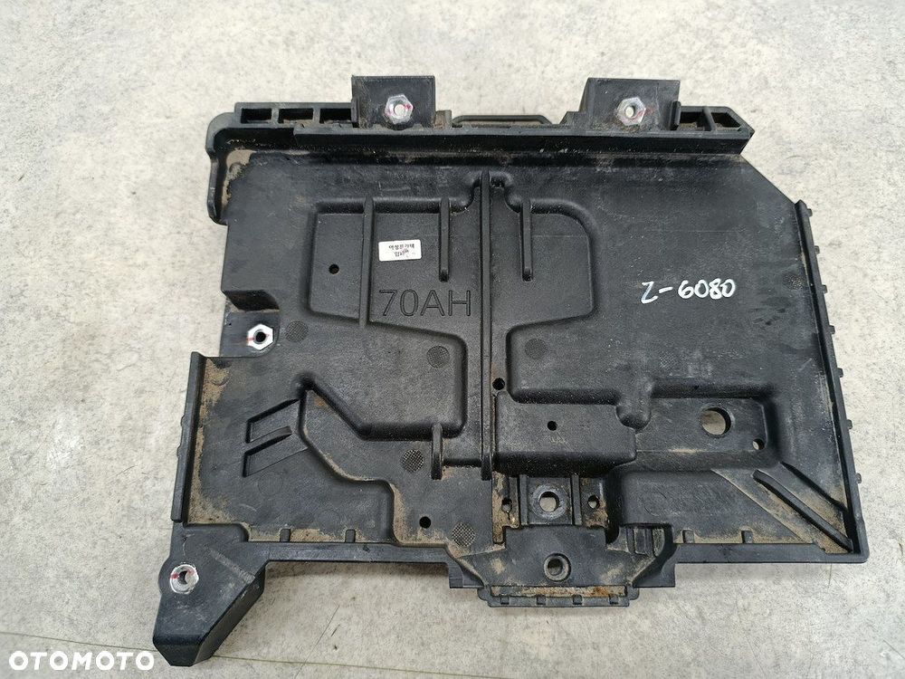 PODSTAWA AKUMULATORA KIA STONIC I 37150-H8000 1.6 CRDI - 6